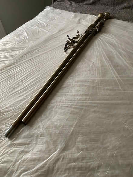 Photo of free Copper/Bronze curtain pole (Warners End Hemel Hempstead) #4