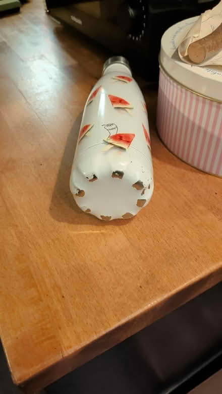 Photo of free Chilly's/Pret metal water bottle (St Albans AL3) #4