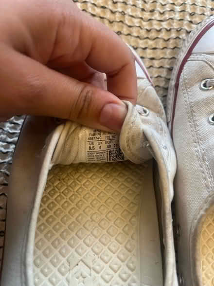 Photo of free Size 6 converse well used (Greenhithe DA9) #2