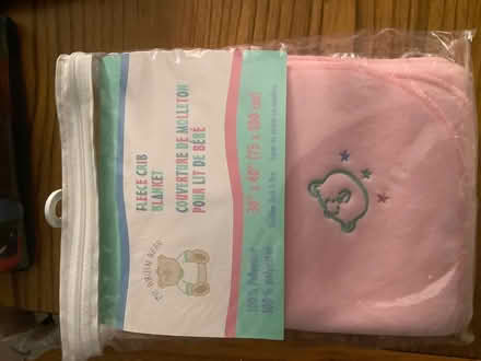 Photo of free Baby fleece carrier and blanket (Jackson) #3