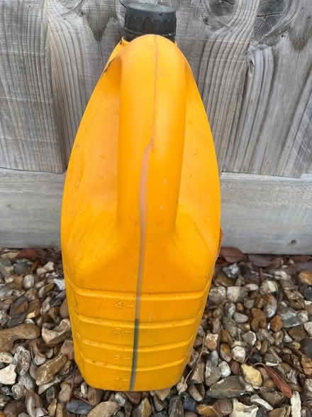 Photo of free Car engine oil - Comma (Vale of White Horse SN7) #2
