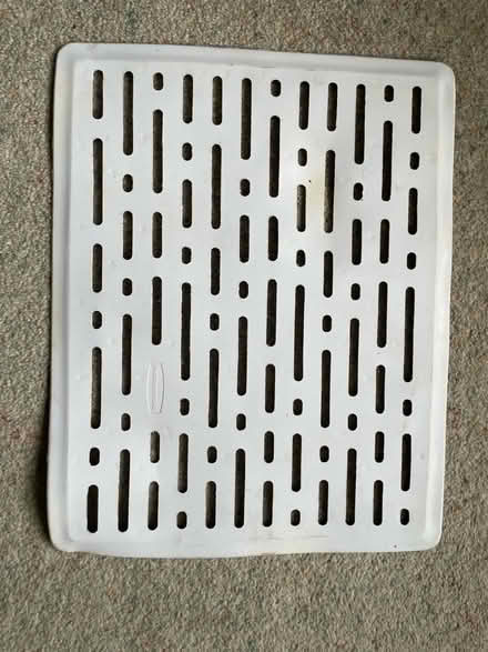 Photo of free Rubbermaid sink protector (De Parys MK40) #2