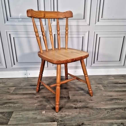 Photo of Pine Chair (Ramsey PE26) #1