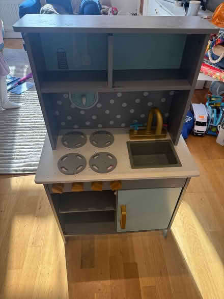 Photo of free Children’s play kitchen (Br6 9tn) #3