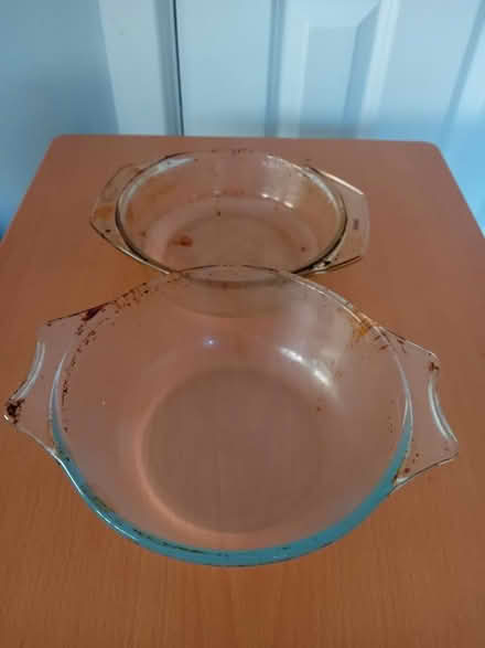 Photo of free Glass casserole dishes. (Ivybridge PL21) #1