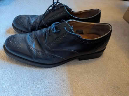 Photo of free Mens shoes 9 (W5) #3