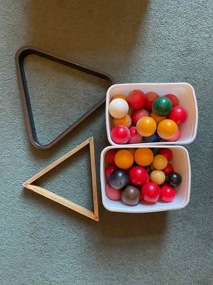 Photo of free Full set of snooker balls (De Parys MK40) #1