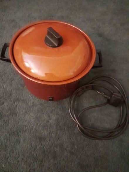 Photo of free Crockpot (Purley CR8) #1