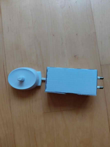 Photo of free Oral B electric toothbrush charger (Wadsley S6) #1