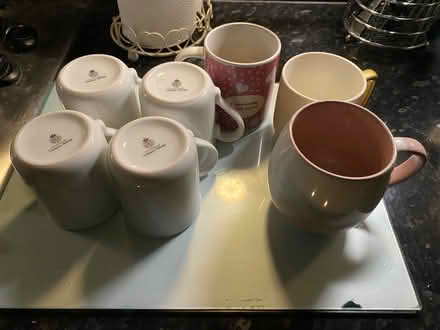 Photo of free Selection of mugs (Sk14eg SK1) #1
