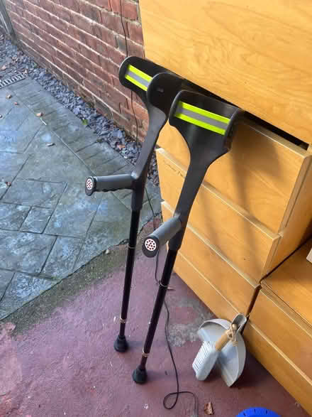 Photo of free Crutches (L23 2US) #1