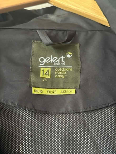 Photo of free Size 14 women’s jacket (Lower Island CT5) #3