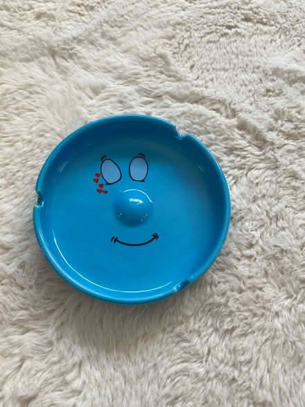 Photo of free Ashtray’s (Tadworth KT20) #2