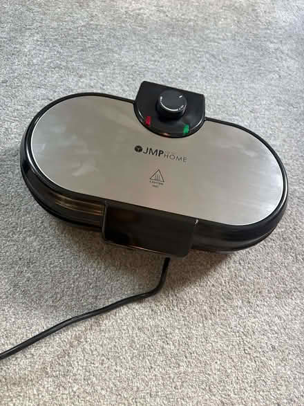Photo of free Waffle maker machine (Tufnell Park NW5) #1