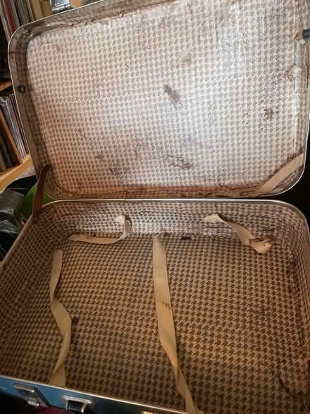 Photo of free BS30 area. Vintage suitcase (The Batch BS30) #1