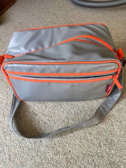 Photo of free Luggage: unused cabin bag (De Parys MK40) #2