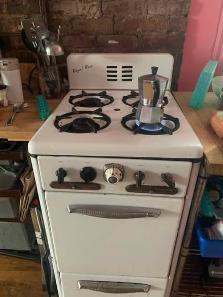 Photo of free Working Gas stove and Oven (West Village) #1