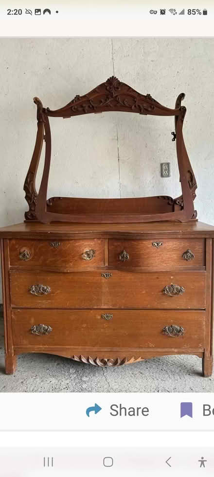 Photo of free Antique Dresser (Lisgar and O'Connor) #1