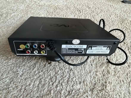 Photo of free Dvd player (Hook RG27) #2