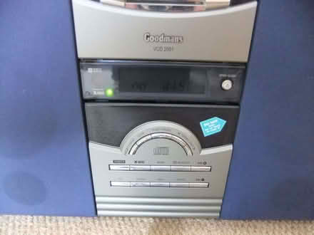 Photo of free CD / cassette player / radio - Goodmans VCD2001 (Abingdon-on-Thames OX14) #4