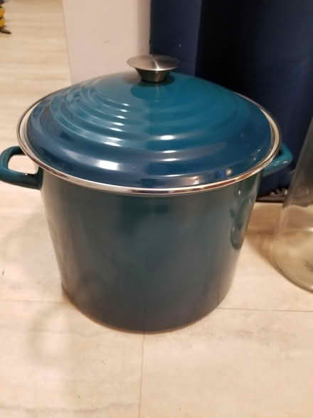 Photo of free Stock pot (Hunt Club) #1