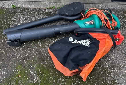 Photo of free Black & Decker GW370 Leaf Blower/Vacuum (Helton CA10) #1