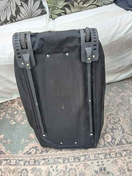 Photo of free Wheeled suitcase with handle (Hereford City Centre HR1) #3