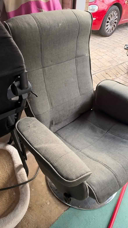 Photo of free Grey Swivel Armchair (SL45SL) #2