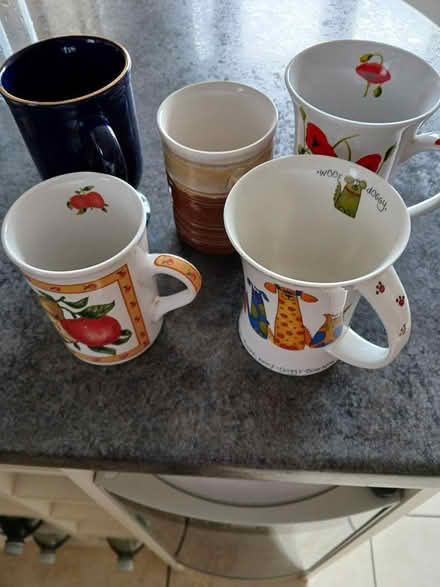 Photo of free 5 mugs (Poole, Waterloo estate, BH17) #1