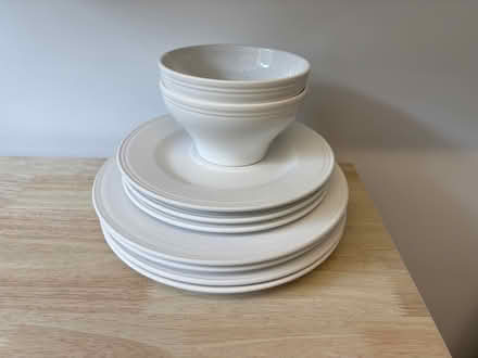 Photo of free Crockery - White (Tring HP23) #1