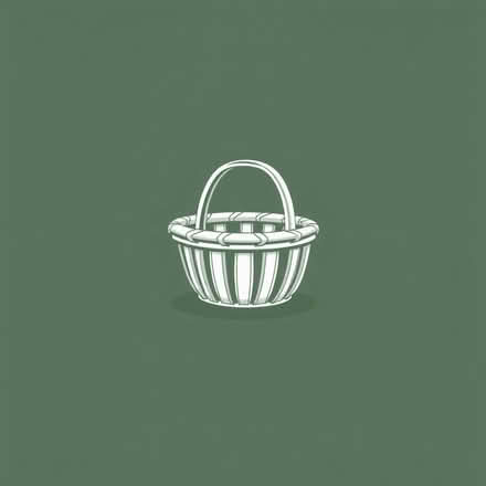 Photo of Hamper baskets (Byfleet KT14) #1