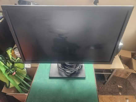 Photo of free Dell PC monitor (Smiths Estate OX28) #1