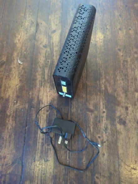 Photo of free Broadband WiFi router (Derby DE23) #4