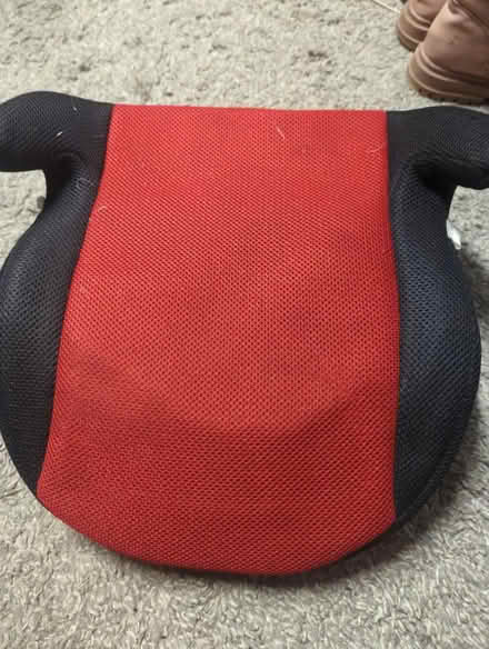 Photo of free Car booster seat (Surrenden BN1) #1