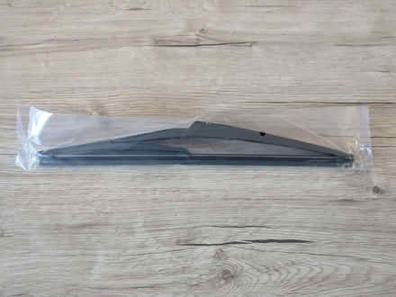 Photo of free 12 inch/300mm car rear wiper blade (Bathgate EH48) #1