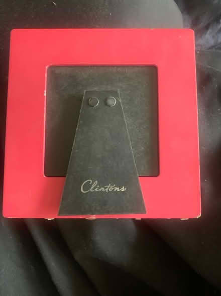 Photo of free Small square photo frame (Thamesmead DA18) #2