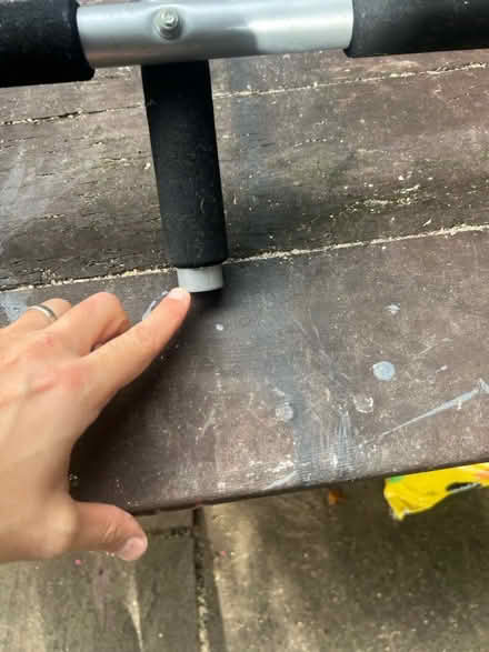 Photo of free door pull up bar (RG4) #3