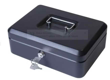 Photo of Money Tin With Key (Canterbury CT1) #1