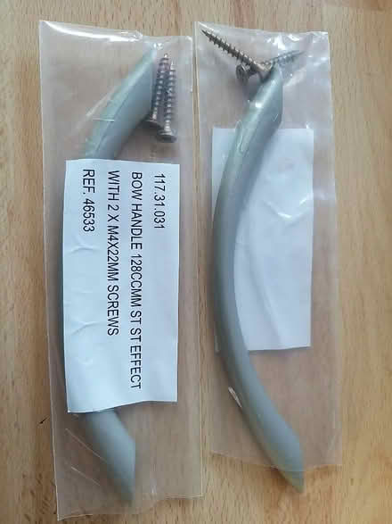 Photo of free 2 great plastic bow handles (Penwortham PR1) #1