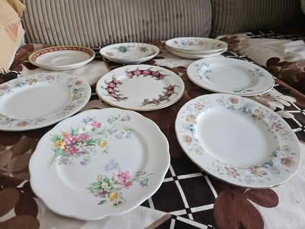 Photo of free Side Plates/saucers (Morden SM4) #2