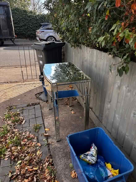 Photo of free Mirror dressing table (Newbury park IG2) #2