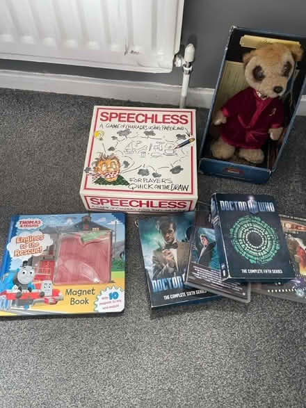 Photo of free Random bundle of stuff (ME5 Lordswood) #2