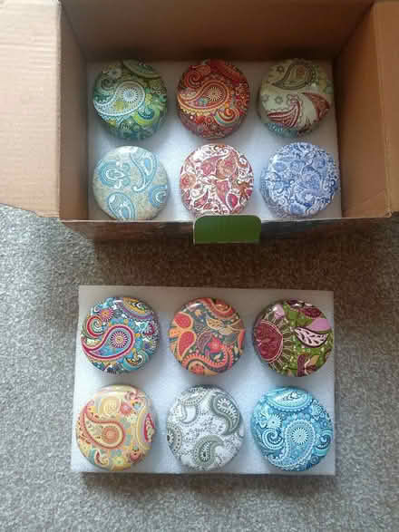 Photo of free candle box (Lee-on-the-Solent PO13) #2