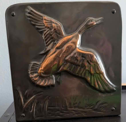 Photo of free solo bookend (Anna st in Teaneck) #1