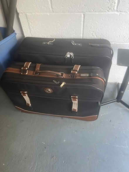 Photo of free 2 x large suitcases (Belle vue Shrewsbury SY3) #1