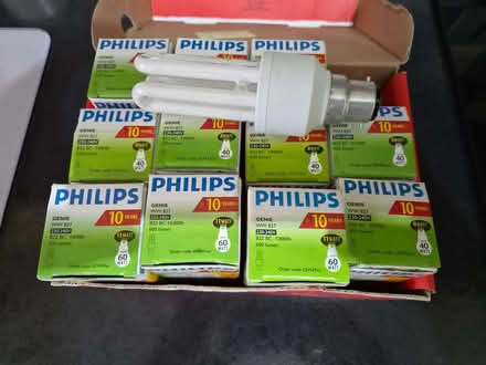 Photo of free 12 Bayonet Fit Energy Saving Lightbulbs (Burton Latimer NN15) #1