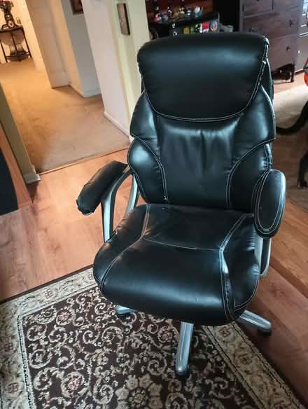 Photo of free Office chair (Virginia Beach - Salem Lakes) #1