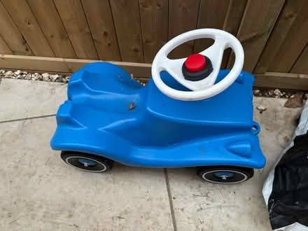 Photo of free Selection of beach / garden toys (Leamington Spa CV32) #3