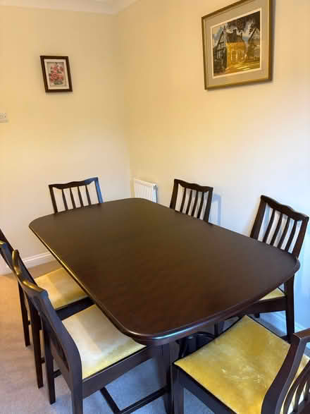 Photo of free Dining table and 6 chairs (Orpington BR6) #3