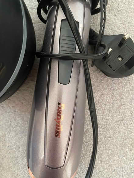 Photo of free Hair styler. BBQ utensils. Jokes. Food containers. (West Wickham BR4) #2